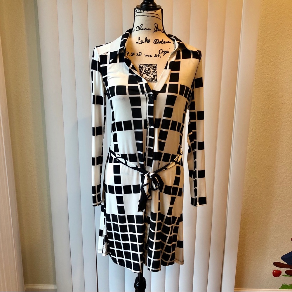 Black and white pattern dress